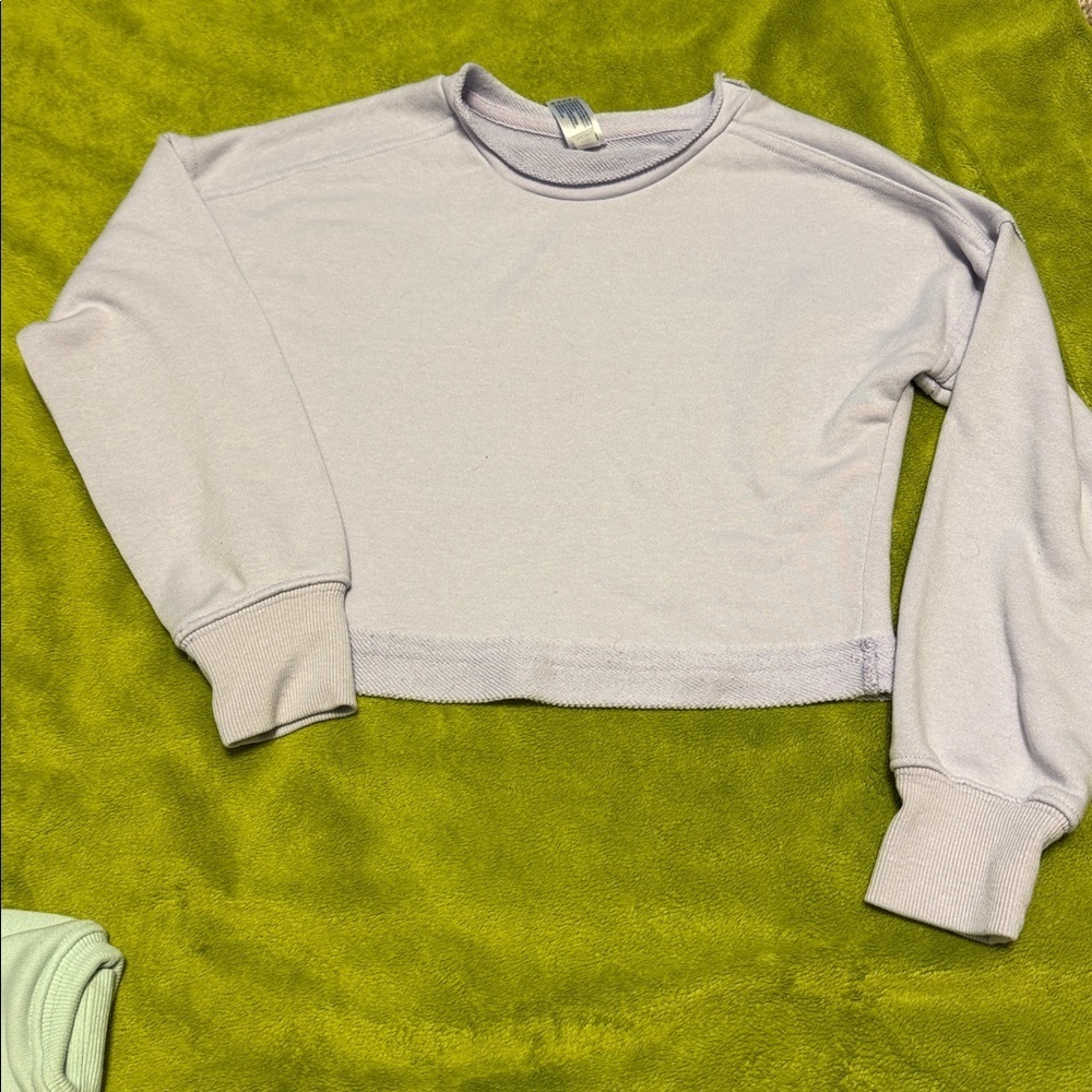 3pk Girls 7/8 Yogalicious Crop Sweatshirt and 1 Danskin 7/8 Athletic Top - Picture 2 of 6